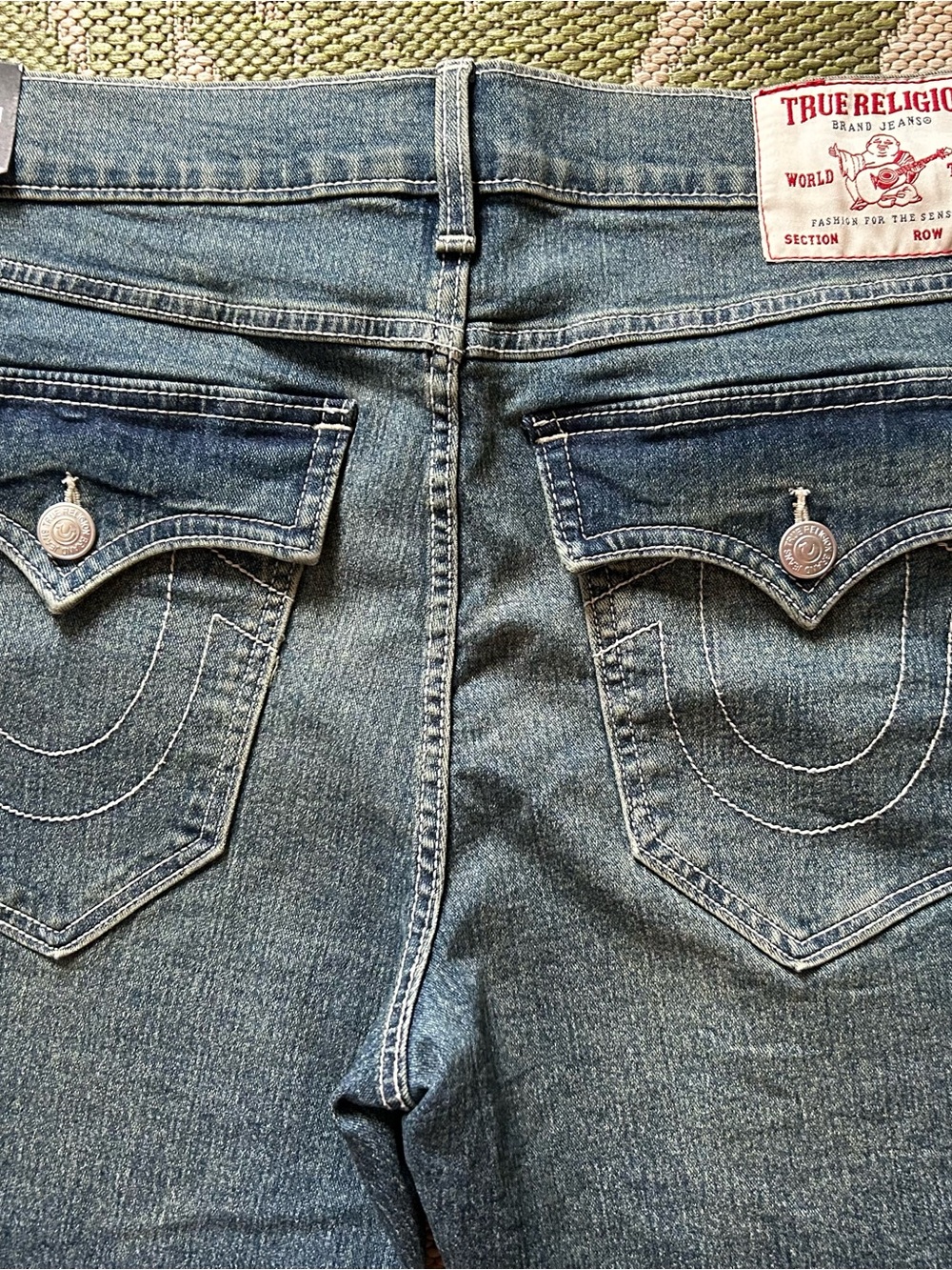 True Religion Men’s Ricky Relaxed Denim Shorts in Faded Blue NWT W36 - Picture 9 of 13